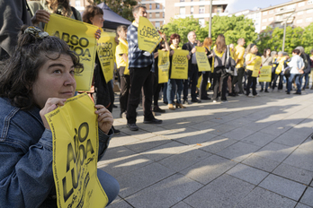 Movilización de apoyo a los encausados ante el Palacio de Justicia mientras se celebró el juicio en mayo pasado.