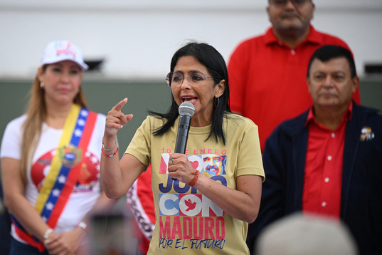 Delcy Rodríguez, en una de las protestas tras el secuestro de Nicolás Maduro.