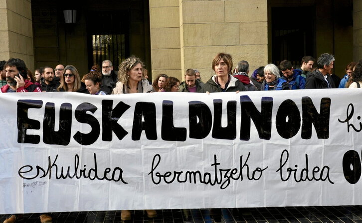 Ez da lehen aldia epaile batek Kabiarako lan-deialdi baten aurka egiten duena.