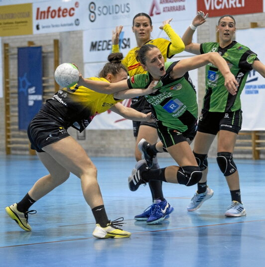 Beti Onak prest dago Europan aurrera egiteko.