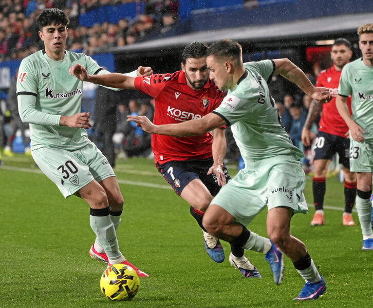 Osasuna juega sin Moncayola y el Athletic, sumido en un mar de dudas.