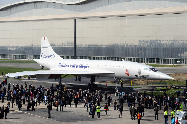El Concorde MSN1, en 2014, camino al museo de Blagnac.
