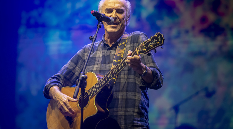 Gontzal Mendibil, historiko bat.