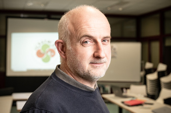 Erik Etxart Seaskako lehendakarikidea artxiboko irudi batean.