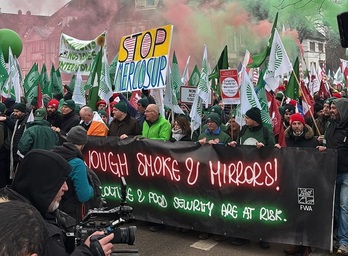 Protesta del agro europeo en Estrasburgo contra el acuerdo con Mercosur.