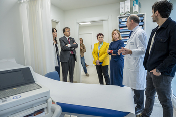 Las autoridades han visitado el nuevo Centro de Salud de Aretxabaleta.