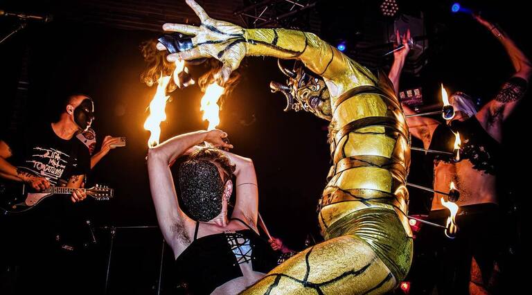 Krav Boca agertoki gaineko espektakulu handia da.