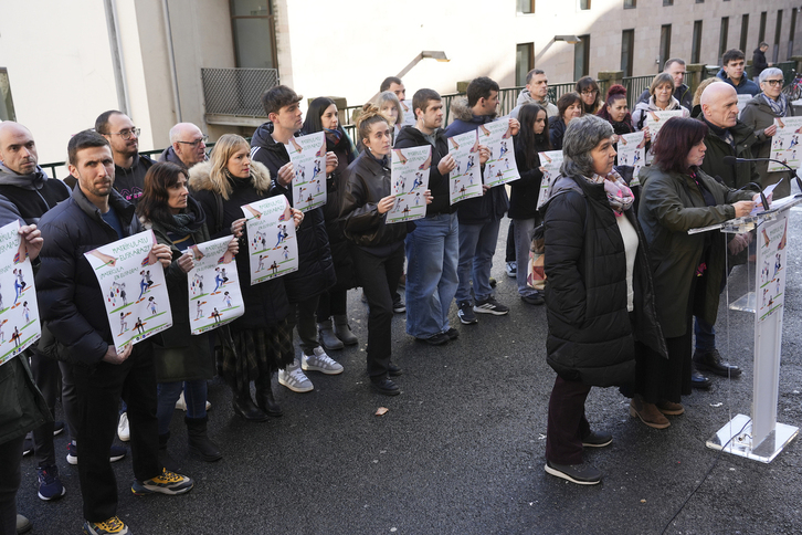 Nafarroan euskaraz matrikulatzeko kanpainaren aldeko eragileen agerraldia. 