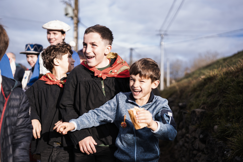 Lau barrikada izan ziren: lehen hirurak Irurin eta laugarrena Ozazen.
