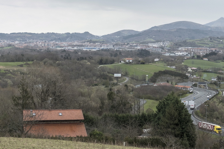 Terrenos de Zaldunborda, donde se iba a ubicar el macrooutlet. 