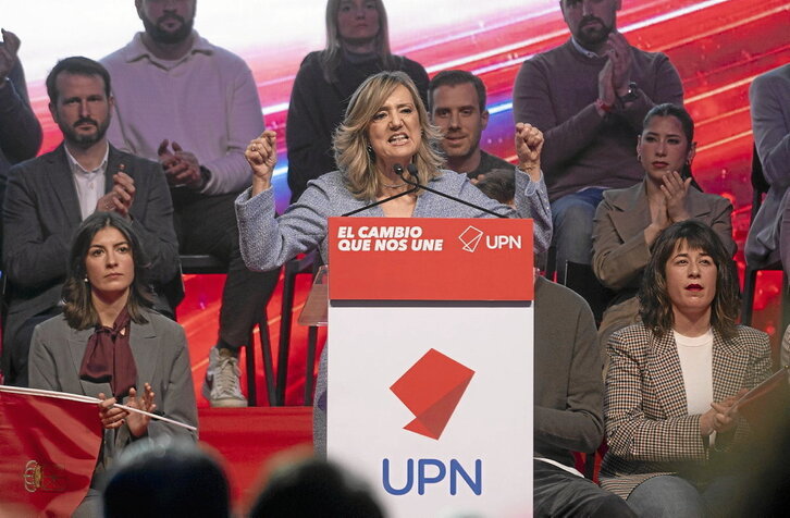 Cirstina Ibarrola, ayer, durante su intervención en el Día de Partido ante unas 700 personas en el Navarra Arena.