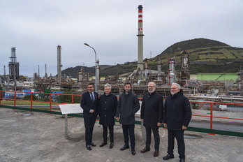 Jauregi, López Atxurra, Pradales, Luque y Zudaire, en la visita del lehendakari a Pretronor.