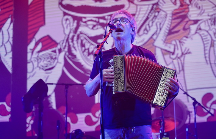 Josu Zabala, Hertzainak taldeko kideetako bat. 