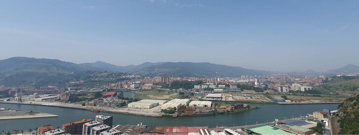 Panorámica de Punta Zorrotza, con otra operación urbanística en tramitación.