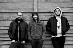 Iker Roman ‘Mirri’, Edorta Apraiz, eta Pello Arzanegi ‘Arza’ dira Tooth.