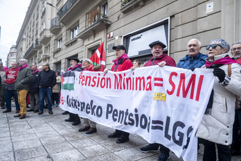 Concentración del Movimiento de Pensionistas en Gasteiz.