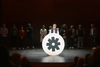 Euskal Herria Batera ekimenak iaz Kursaalen egin zuen ekitaldiaren une bat.