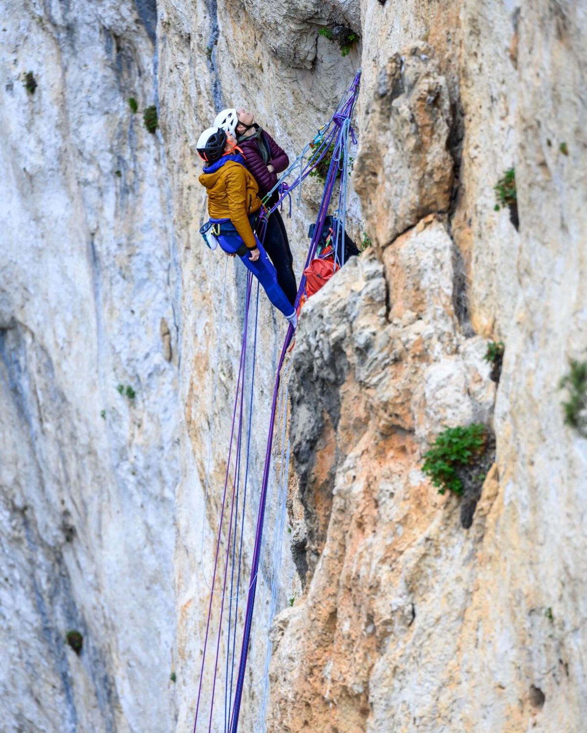 Estilo horren aldekoek diote eskalada beste era batera ulertzen dela. (Eline LE MENESTREL)