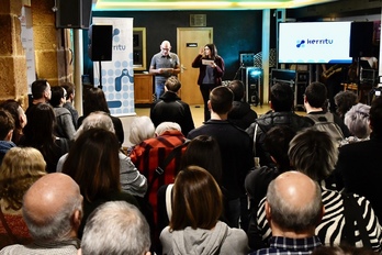 Bilbon aurkeztu du Herritu ekimena Gure Eskuk.