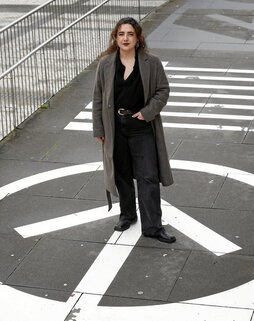 Maddi Altuna, Donostiako Tabakaleran. Gazte independentista gisa torturaren mehatxupean bizi izandako kideen bizipenak jaso ditu.