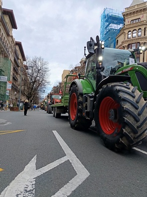 Traktorea Bilboko Kale Nagusian