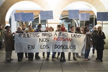 Zornotzako etxez etxeko langileen elkarretaratzea.