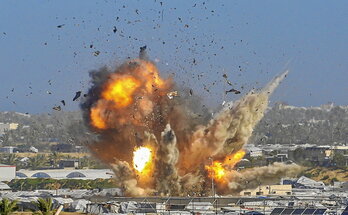 Israel atacó el refugio de Gath que alberga a palestinos desplazados, al oeste de Jan Yunis.