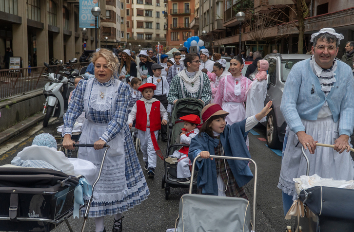 Artzaiak eta inudeak, Donostiako kaleetan.