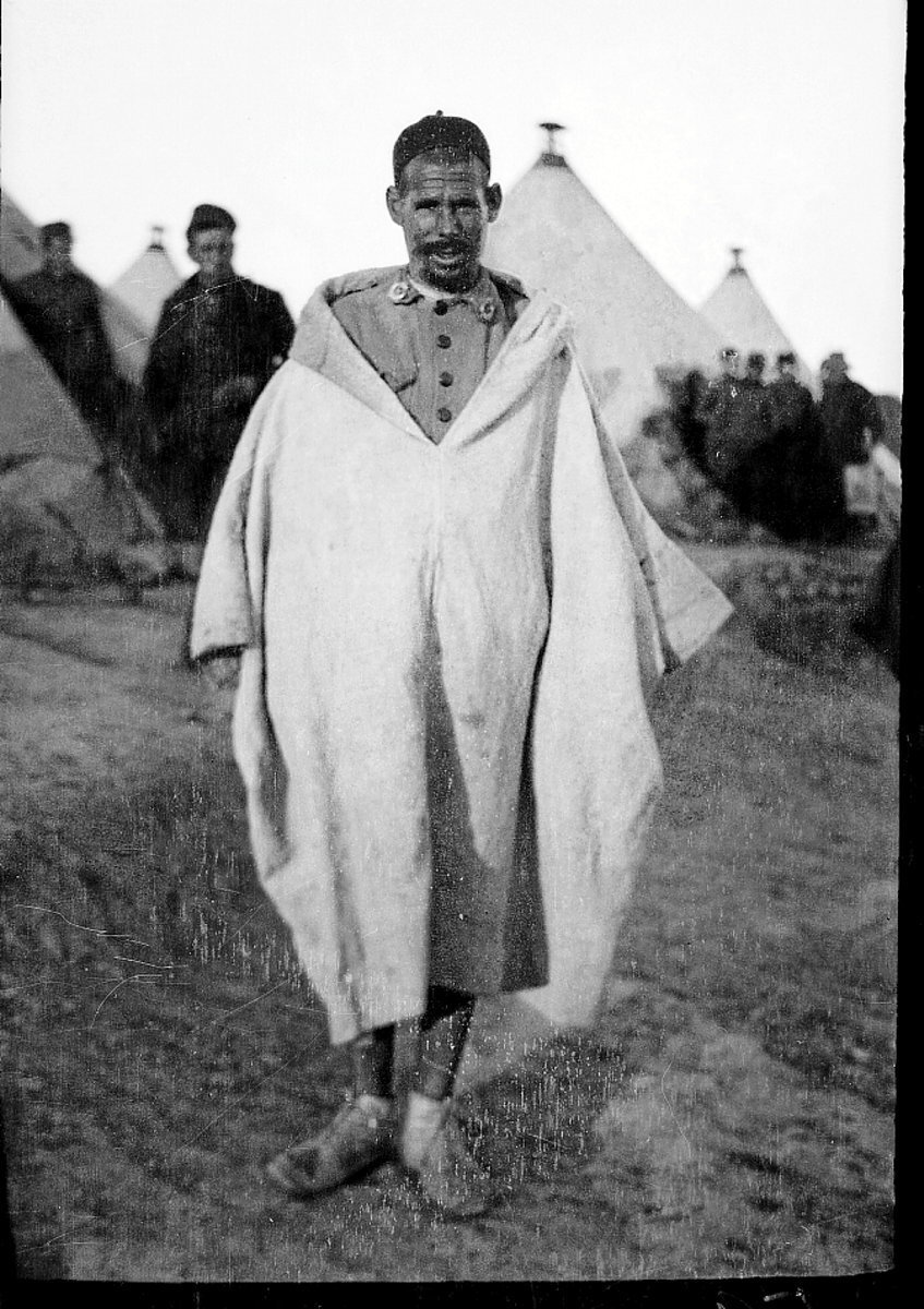 Retrato de Ahmed, colaboracionista y traductor. (Eustaquio Berriochoa)