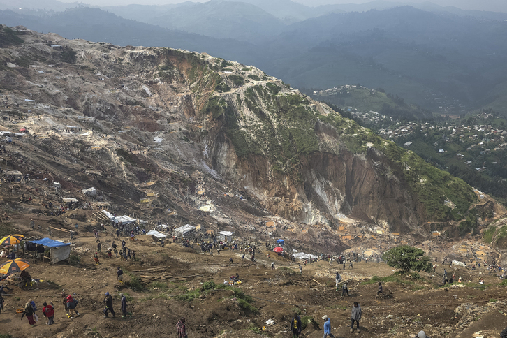 Vista general de la mina de coltán donde se produjo el accidente que se ha cobrado la vida de más de 400 personas en la RDC.