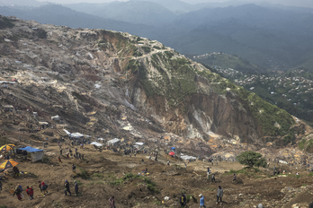Vista general de la mina de coltán donde se produjo el accidente que se ha cobrado la vida de más de 400 personas.