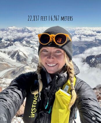 Erin Ton Aconcaguako gailurrean; estatubatuarrak FKT berria ezarri du.