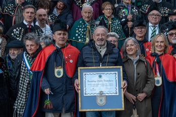 Karlos Arguiñano izendatu dute Beasaingo odolkiaren ohorezko kofrade.