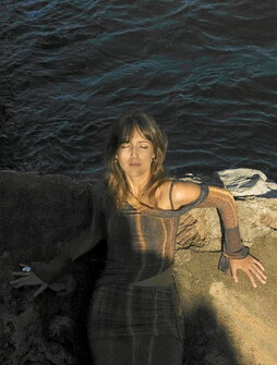 Laugarren disko laburra kaleratu du Paule Bilbaoren Arima proiektuak.