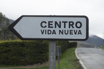 Cartel de entrada al centro de Ziritza.
