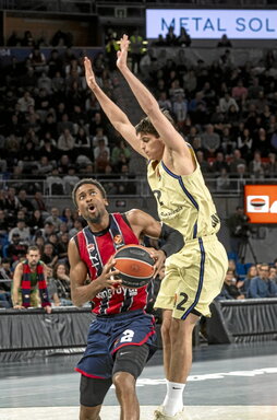 Simmons fue de lo mejor del Baskonia.
