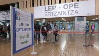 La afluencia de inscritos ha provocado que las pruebas comenzaran con retraso.