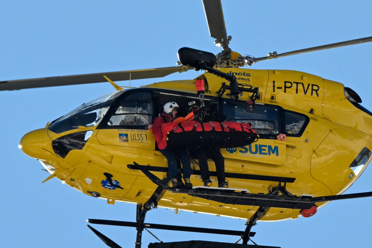 Linsdsey Vonn, evacuada en helicóptero; aquí acaba su mítica carrera.