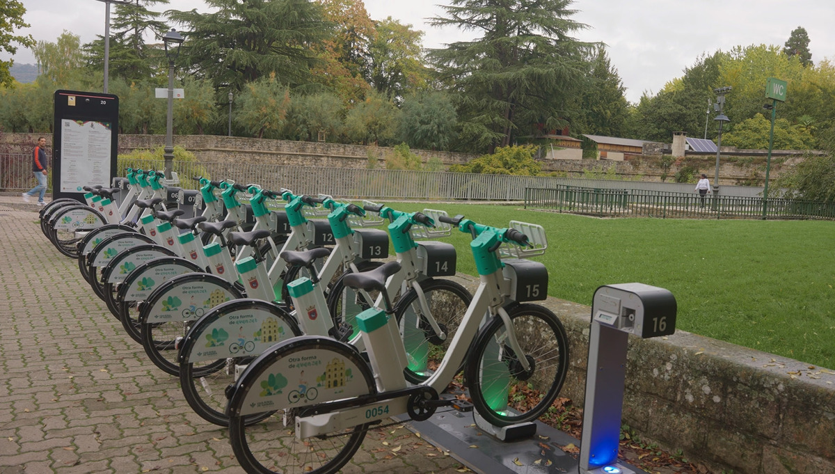 Iruñea decide sacar de «inmediato» una nueva licitación del servicio de bicis eléctricas