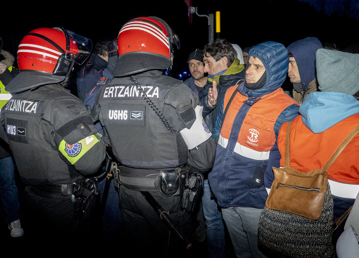 Movilización de los trabajadores de Tubos Reunidos (Raul BOGAJO/FOKU)