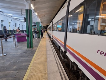 Imagen de archivo de un tren de Renfe.