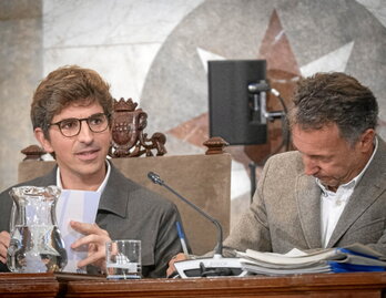 Jon Insausti, alcalde de Donostia, en un pleno reciente.