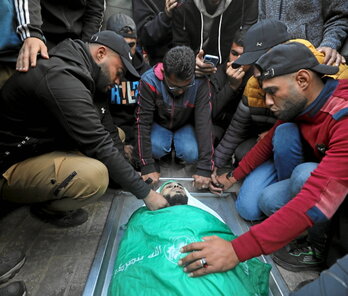 Uno de los muertos ayer en Gaza.