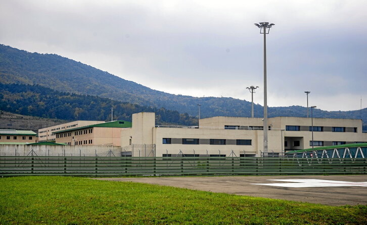 Exterior de la prisión de Zaballa, en Iruña Oka.