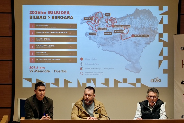 Una imagen de la presentación del recorrido en el Ayuntamiento de Eibar.