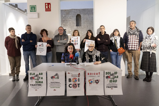 Rueda de prensa de Docentes por Palestina este miércoles en Plazara!, en Iruñea.