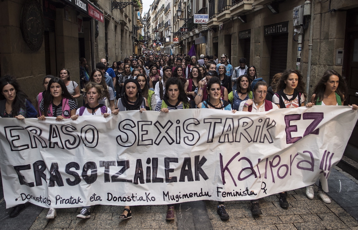 Cuatro años de condena pactada por una violación en un parking de Gros (Donostia)