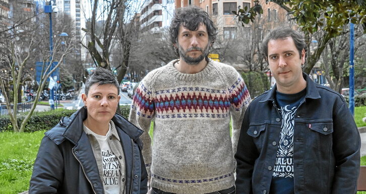 Maddalen Dorador, Kerman Fernandez eta Urtzi Lujambio, Errenteriako Alaberga auzoan.