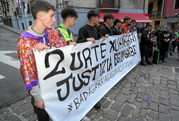 Elkarretaratzea egin zuen atzo Xuhar Herri Plataformak Tolosan.