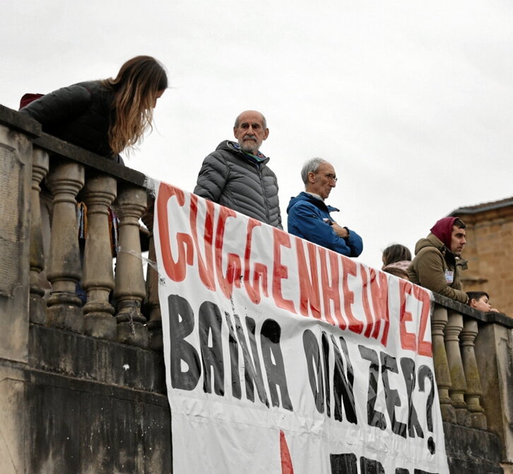 Movilización contra el Guggenheim Urdaibai.
